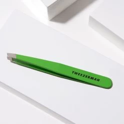 Tweezerman - Slant Tweezer Green Apple -The French Pharmacy 1230 GARSlantTweezerGreenAppleLifestyle