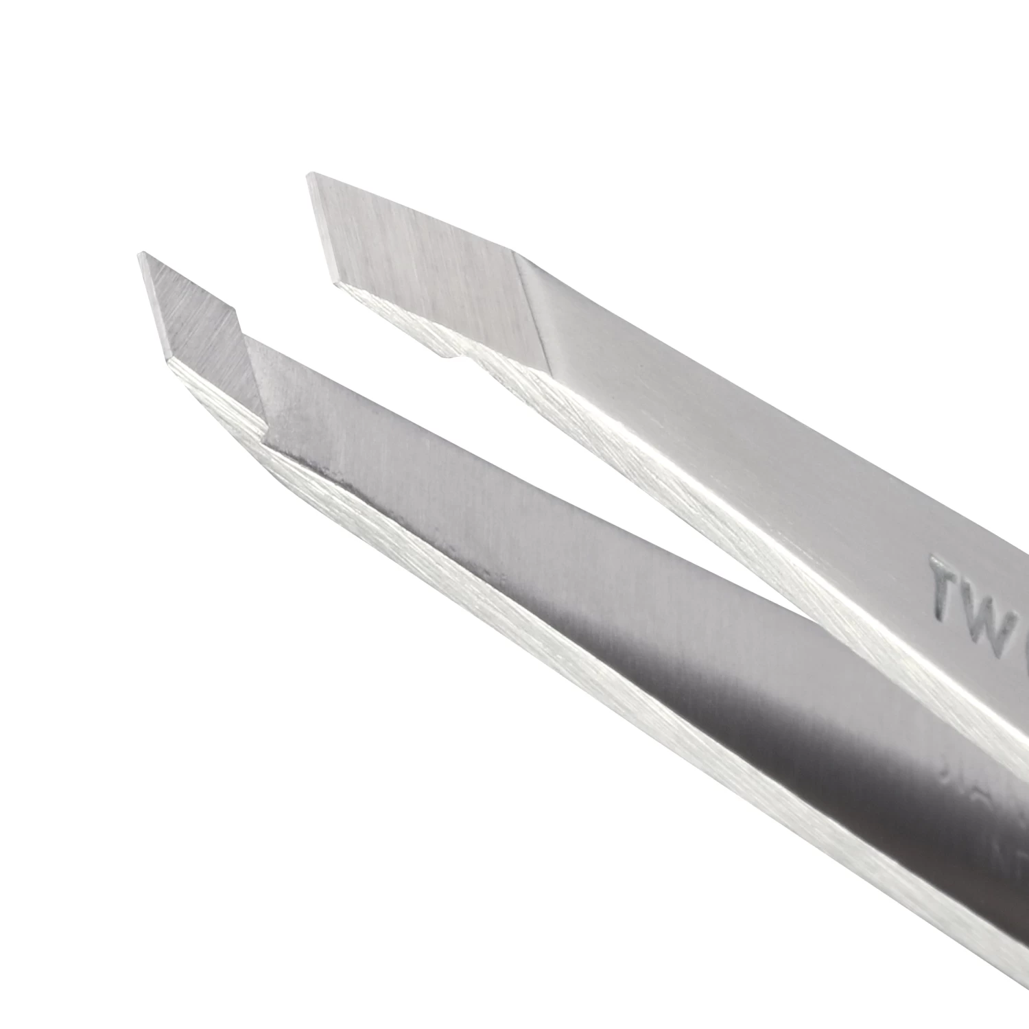 Tweezerman - Slant Tweezer Classic 3 Tweezerman - Slant Tweezer Classic - Image 3