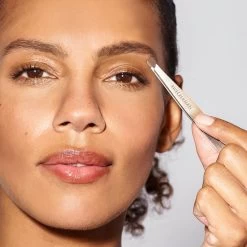 Tweezerman - Slant Tweezer Classic 11 Tweezerman - Slant Tweezer Classic -The French Pharmacy 1231 RSlantTweezerClassicModel