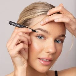 Tweezerman - Slant Tweezer Dusted Onyx -The French Pharmacy 1256 BDRSlantTweezerDustedOnyxModel2