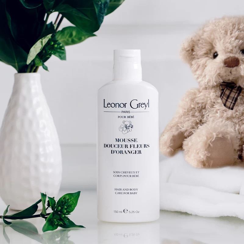 Leonor Greyl - Baby Hair & Body Cleansing Foam 150ml 2 Leonor Greyl - Baby Hair & Body Cleansing Foam 150ml - Image 2