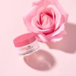 Nuxe - Very Rose Lip Balm 15g -The French Pharmacy fichenew 3264680027178 VN061001 FP LS NUXE VERY ROSE Rose lip balm 15g 1 2021