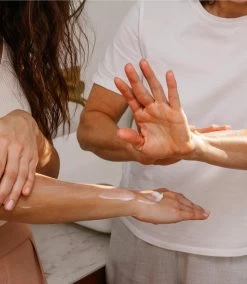 La Rosée - Moisturising Body Cream -The French Pharmacy image 55632ae6 1d2a 4c60 b3fd 5893d2218e64 1024x1024 2x webp