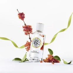 Roger & Gallet - Fleur D'Osmanthus Fragrant Water -The French Pharmacy rg productpage secondary fo 650x650 afee8544 9843 4b7b beac af304b189693