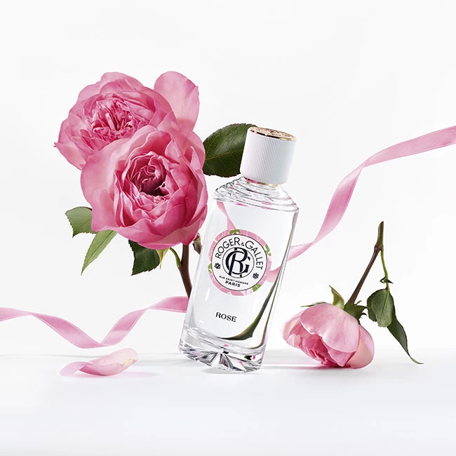 Roger & Gallet - Rose Fragrant Water 4 Roger & Gallet - Rose Fragrant Water - Image 4