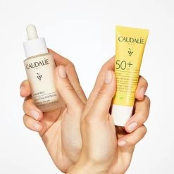Caudalie - Vinosun Very High Protection Lightweight Cream SPF50+ 40ml 10 Caudalie - Vinosun Very High Protection Lightweight Cream SPF50+ 40ml -The French Pharmacy vinosun 5