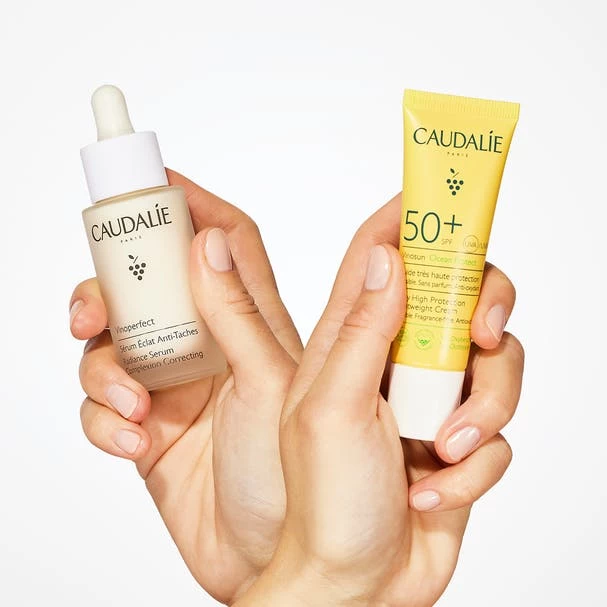 Caudalie - Vinosun Very High Protection Lightweight Cream SPF50+ 40ml 5 Caudalie - Vinosun Very High Protection Lightweight Cream SPF50+ 40ml - Image 5